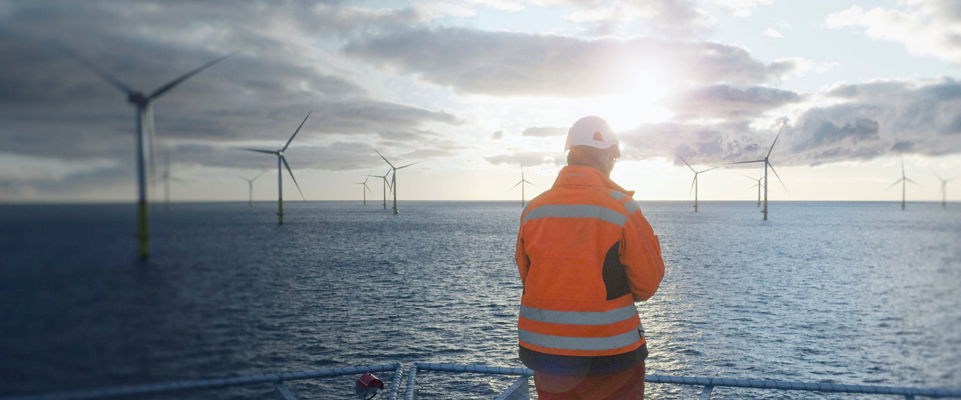 Whitepaper: Learn About the Sustainability and Offshore Wind Farm Construction